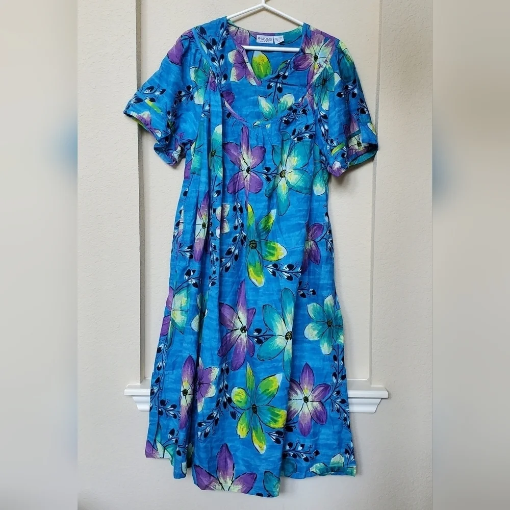 Phases Women Lounge Gown.  Size 1x